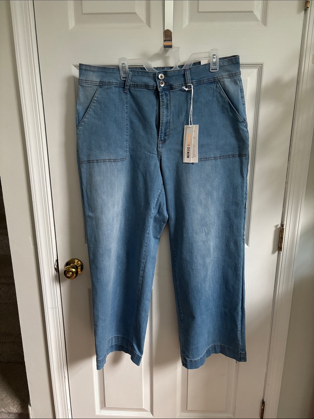 Sandpiper wide leg jeans.  Size 22w